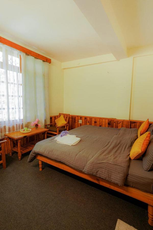 Mars Monkey Hostel & Cafe Manali  Exterior photo