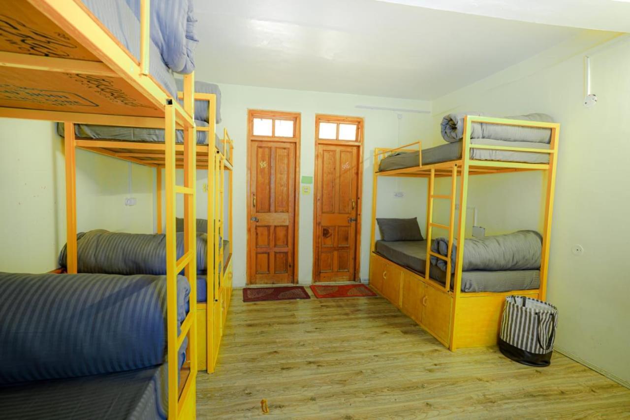 Mars Monkey Hostel & Cafe Manali  Exterior photo