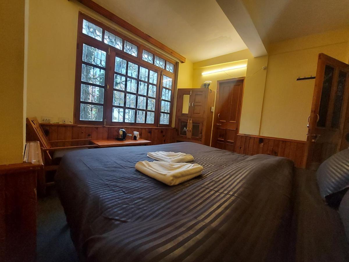 Mars Monkey Hostel & Cafe Manali  Exterior photo