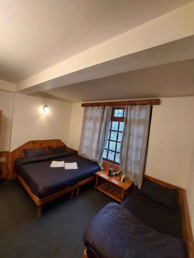 Mars Monkey Hostel & Cafe Manali  Exterior photo