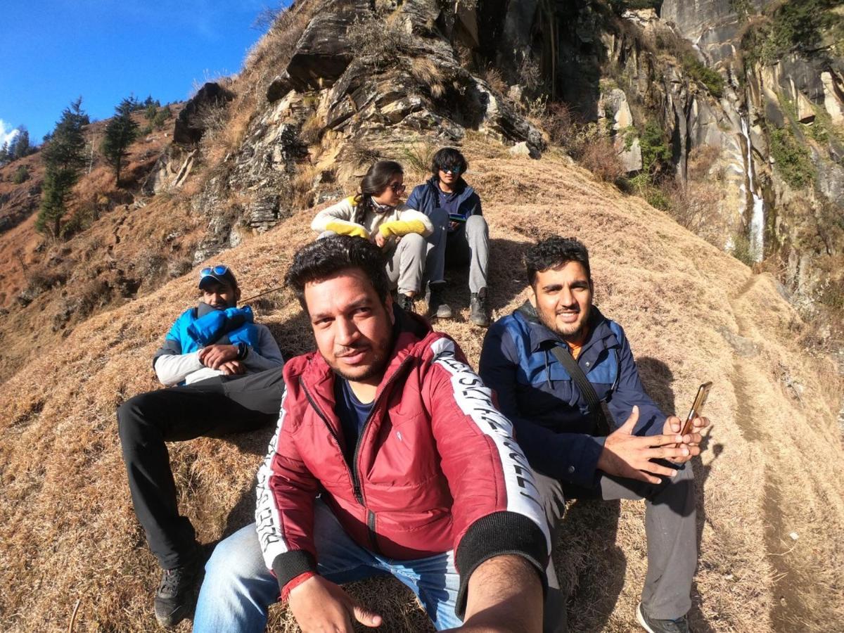 Mars Monkey Hostel & Cafe Manali  Exterior photo
