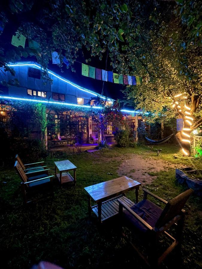 Mars Monkey Hostel & Cafe Manali  Exterior photo